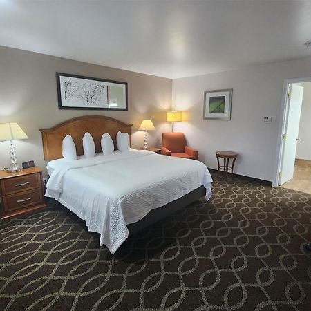 Ramada Bayside Inn & Suites Eureka Exteriér fotografie