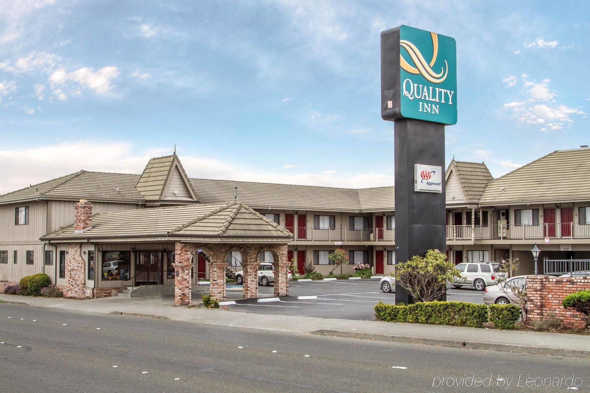 Ramada Bayside Inn & Suites Eureka Exteriér fotografie