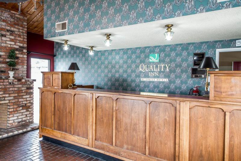 Ramada Bayside Inn & Suites Eureka Exteriér fotografie